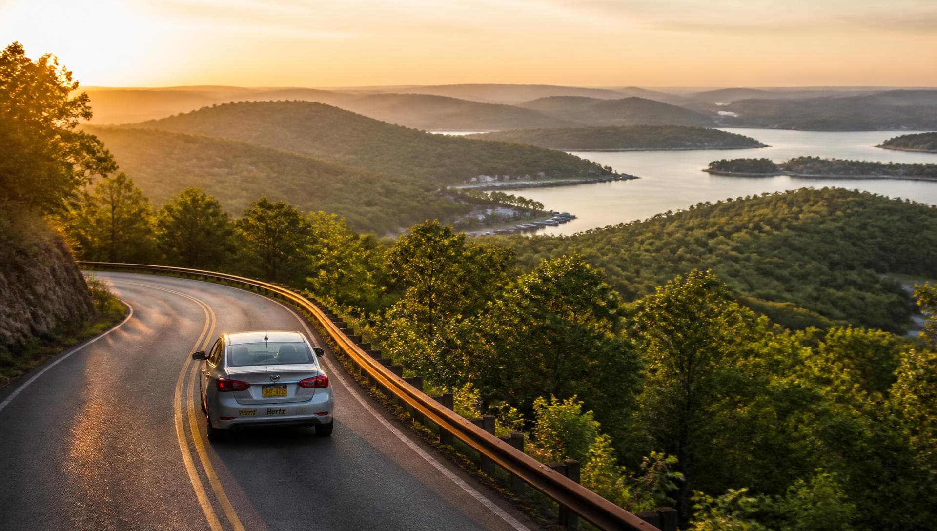 Lakes, Caves & Mountain Roads of the Ozarks